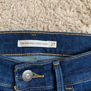 720 high rise super skinny Levi jeans!